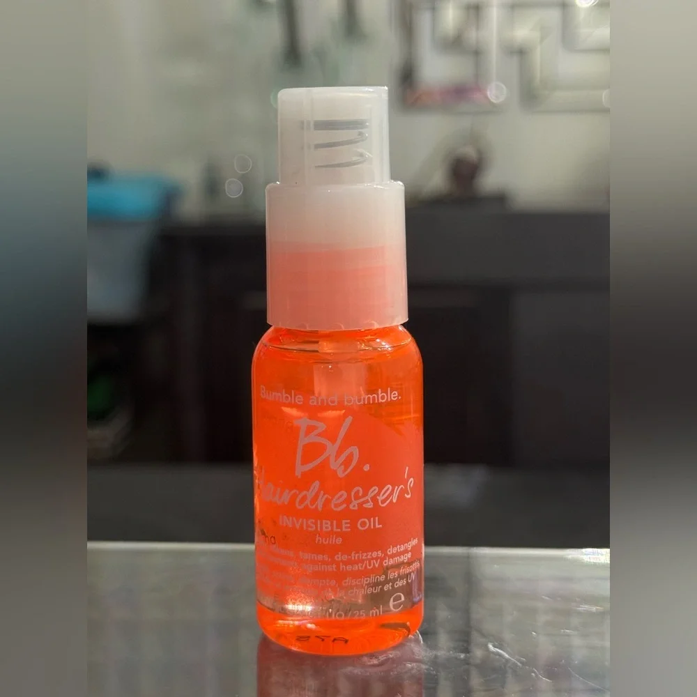 BUMBLE & BUMBLE HAIRDTRSSER’s INVISIBLE OIL